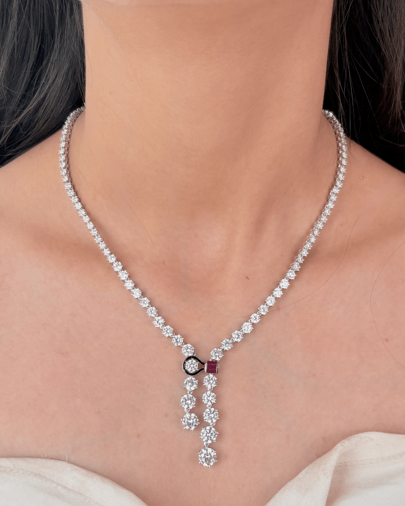 Velvet Rouge Diamond Necklace | Rhodium Plating
