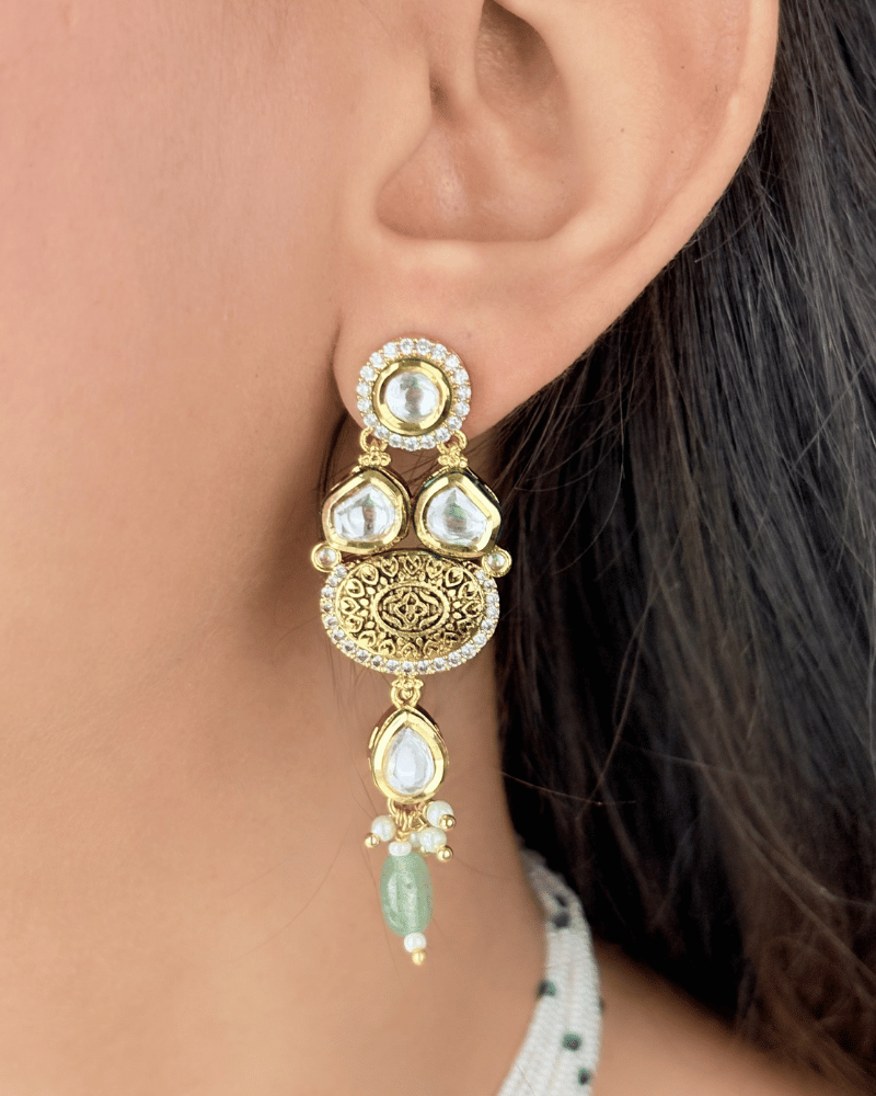 Devyani Royale Kundan Choker With Mint Drops