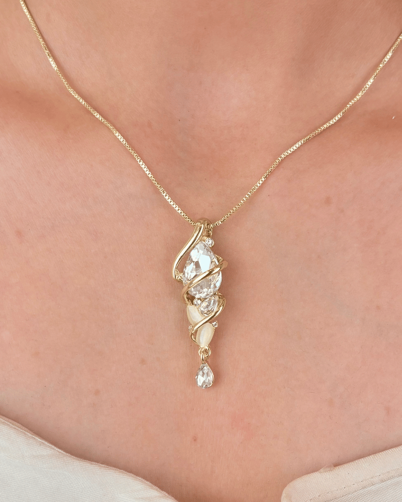 Elowen Twist Pendant Set | With Chain