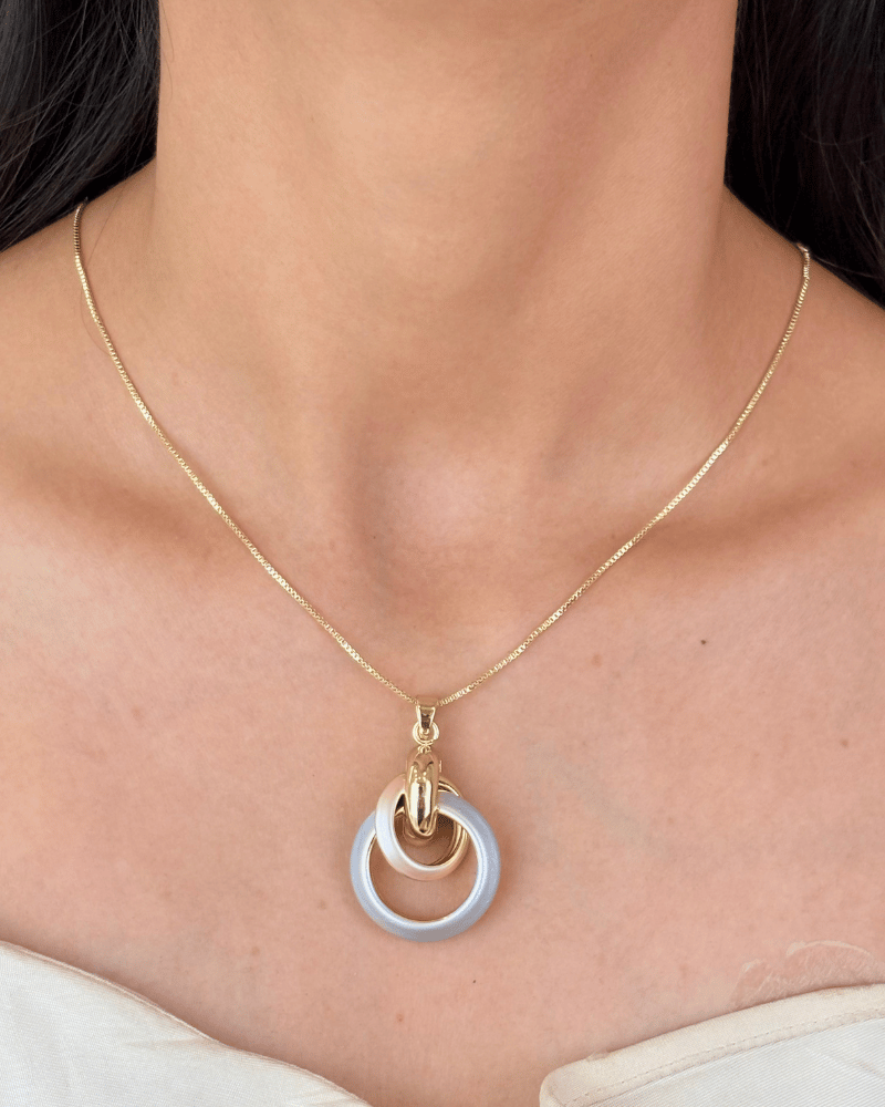 Novera Twin Loop Pendant Set | With Chain
