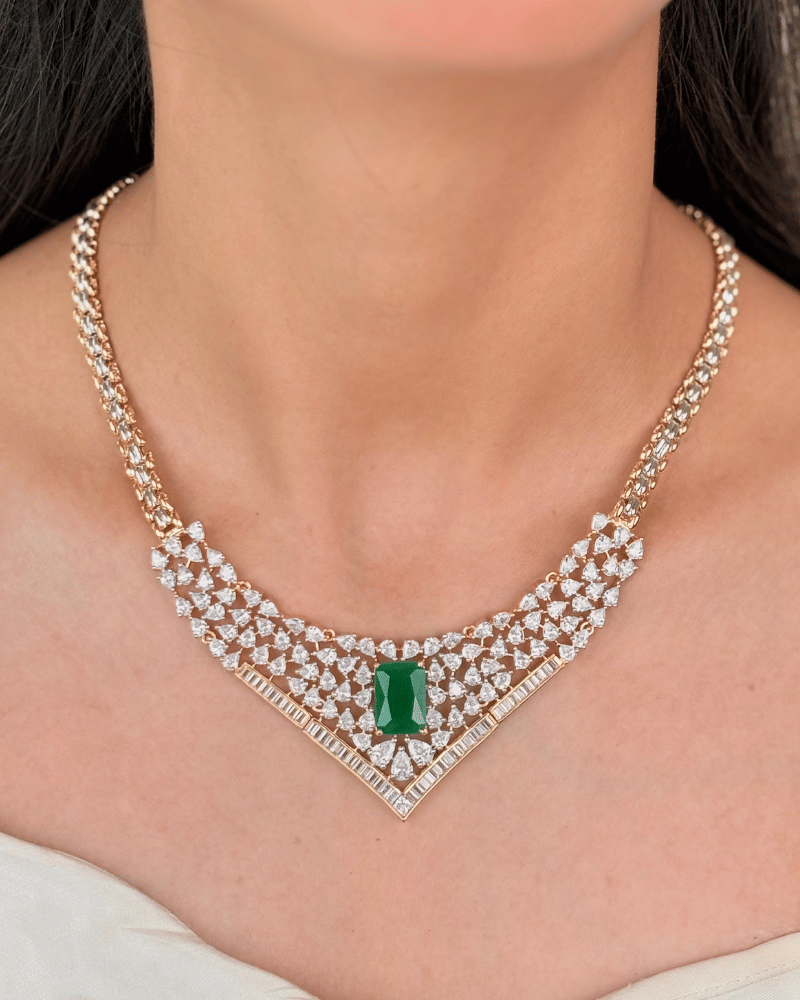 Carmesia Emerald Diamond Mangalsutra