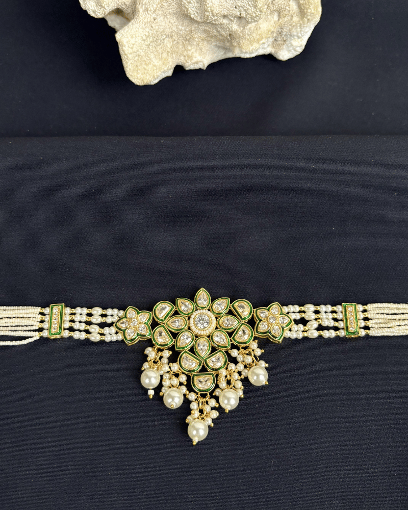 Reverse AD Pearl Garden Choker