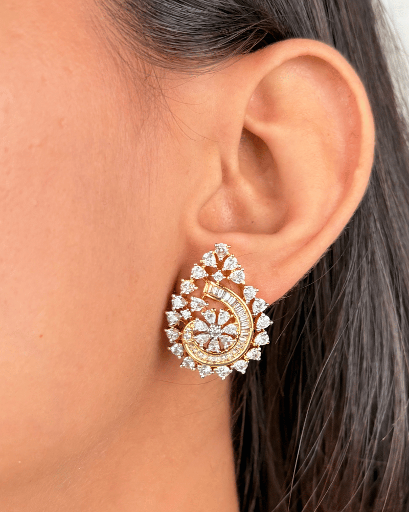 Mayura Paisley Diamond Pendant Set | Without Chain