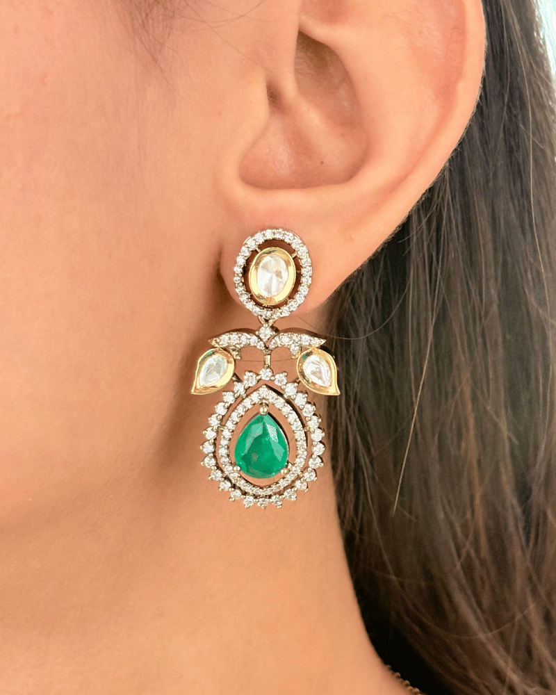 SIfra Victrorian Polki Necklace With Emerald Drop