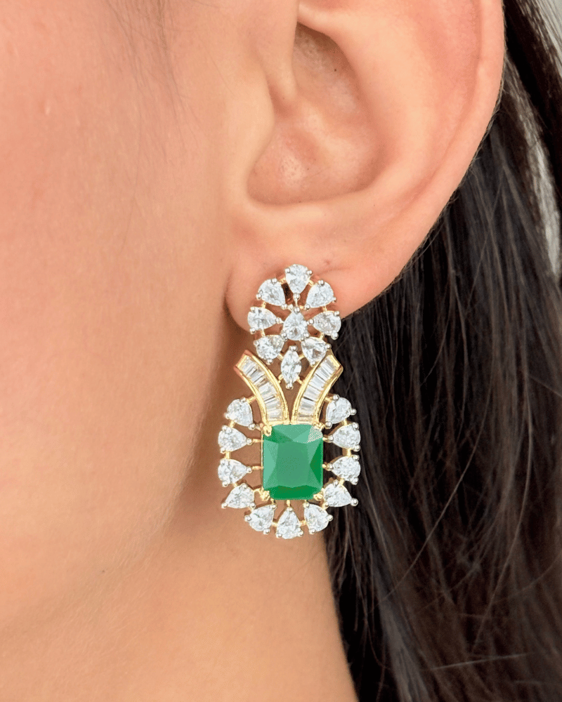 Carmesia Emerald Diamond Mangalsutra