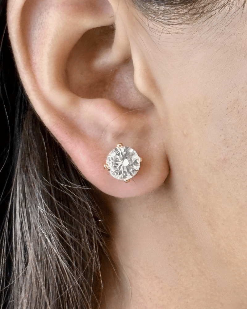 Solitaire Studs | Golden Plating