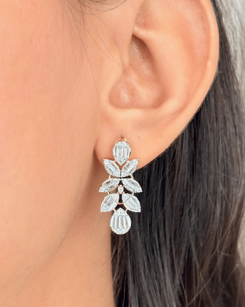Royal Petals Diamond Necklace