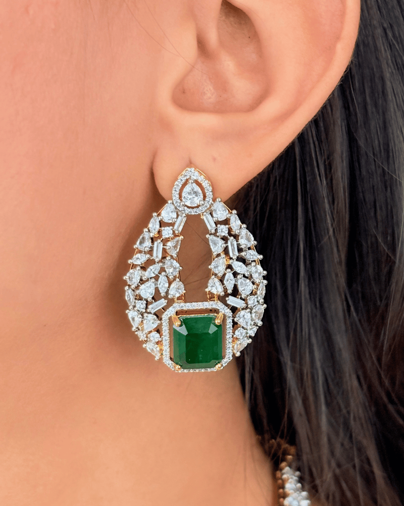 Amara Emerald Diamond Choker