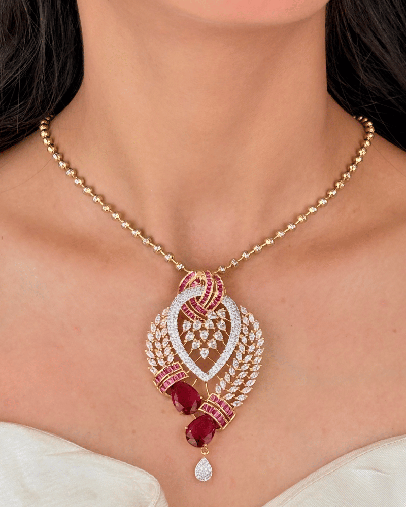 Rubina Diamond Pendant Set