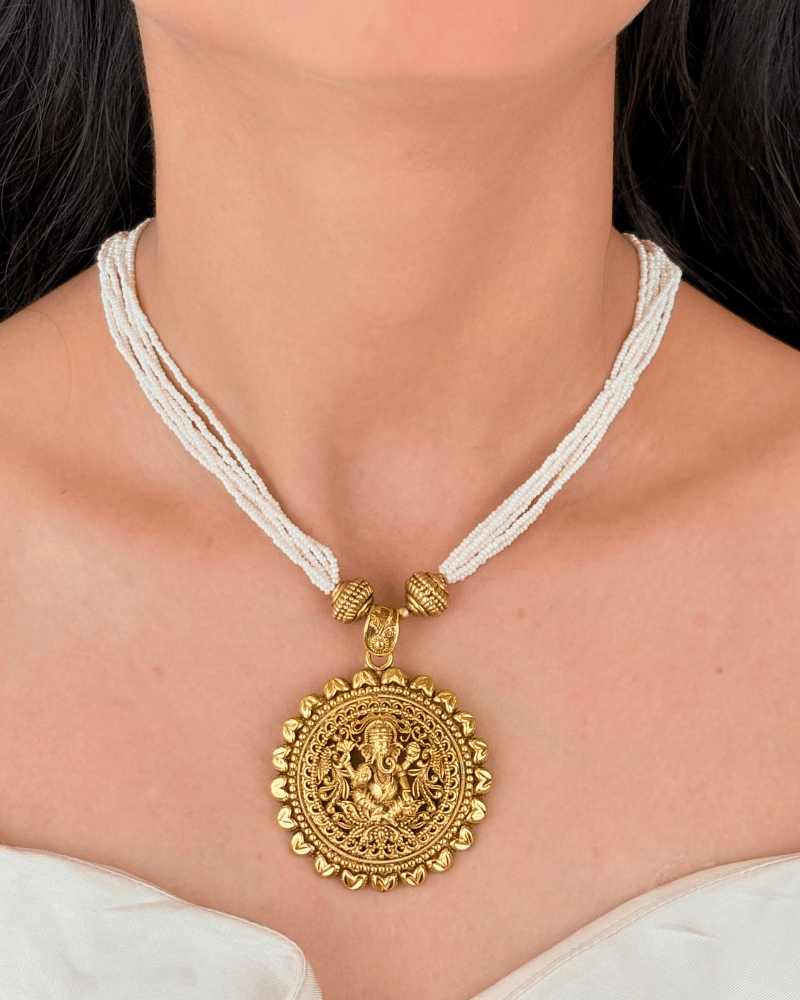 Royal Ganesha Pendant With White Moti Beads