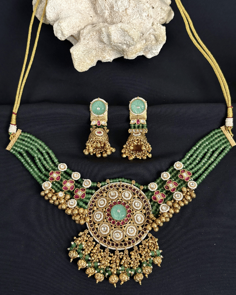 Rani Vilasa Emerald Haar