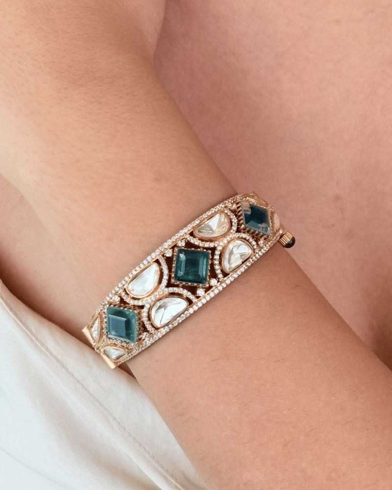 Emerald Sonata Moissanite Bracelet | Openable | 18K Gold Plating
