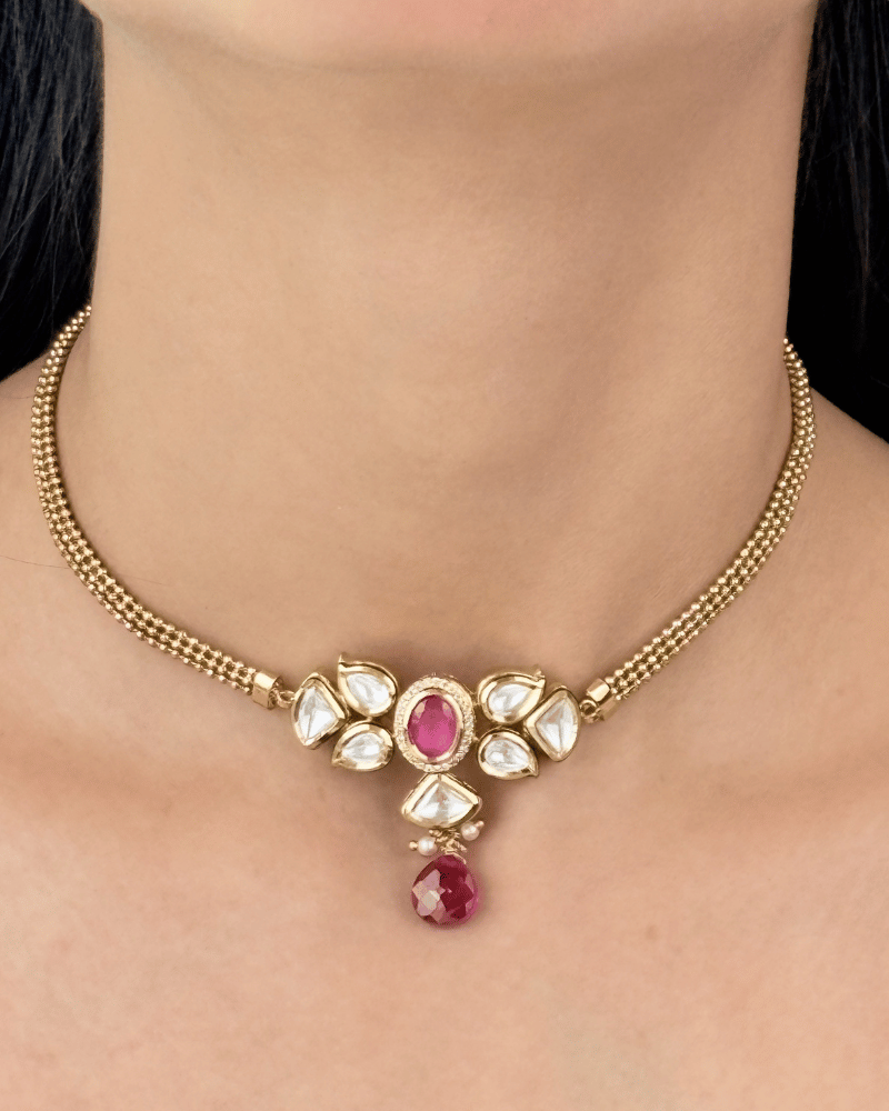 Nooré Kundan Choker With Ruby Drop