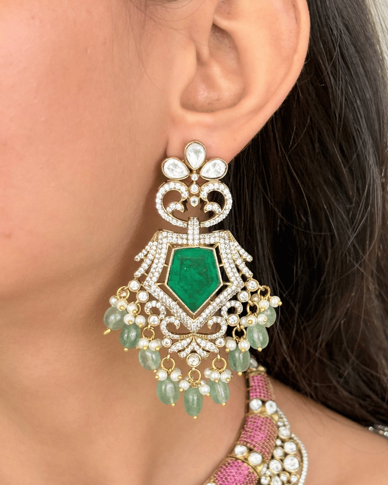Meheraas Emerald Polki Haar With Mint Drops