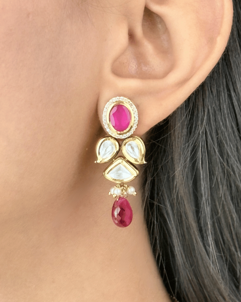 Nooré Kundan Choker With Ruby Drop