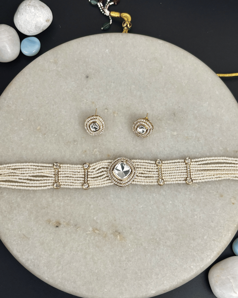 Saisha Single Broach Polki Choker
