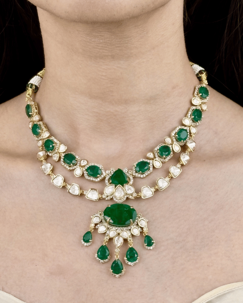 Mehera Emerald Double Line Moissanite Haar | Screw Back | 18K Gold Plating