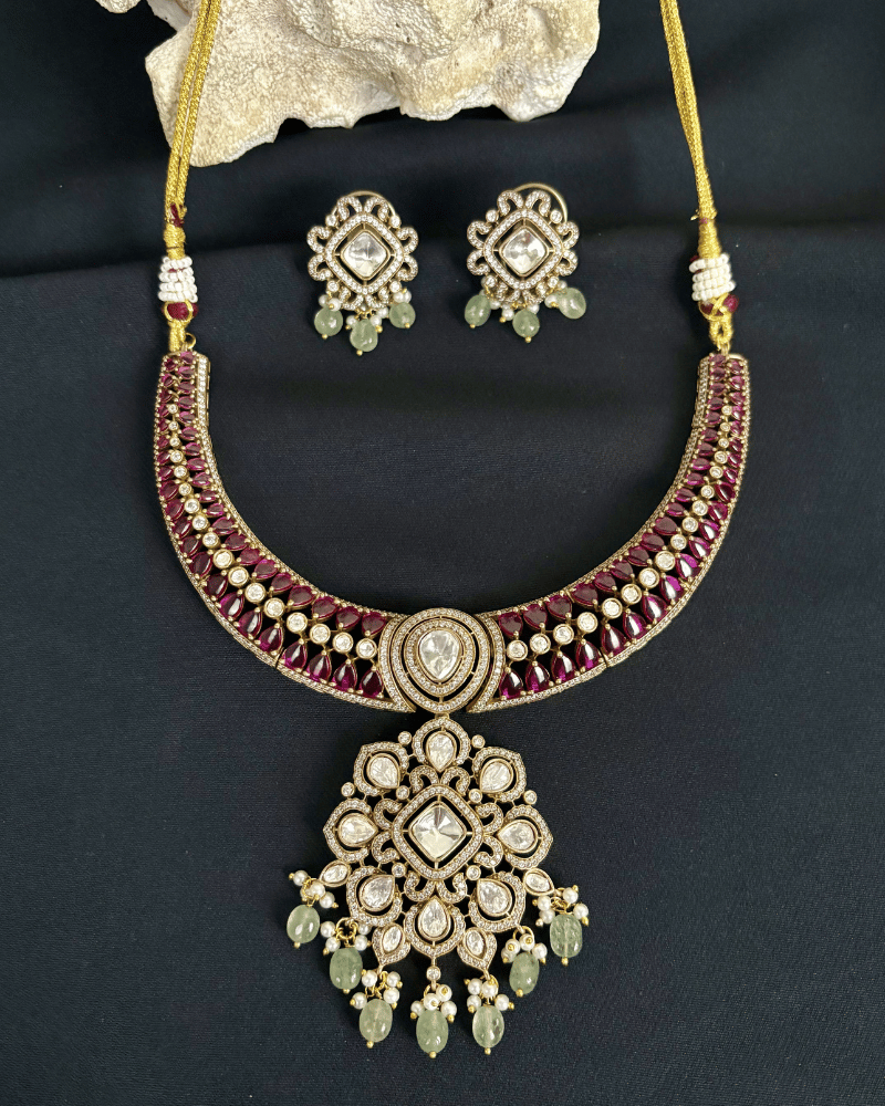 Verithra Drop Victorian Polki Haar