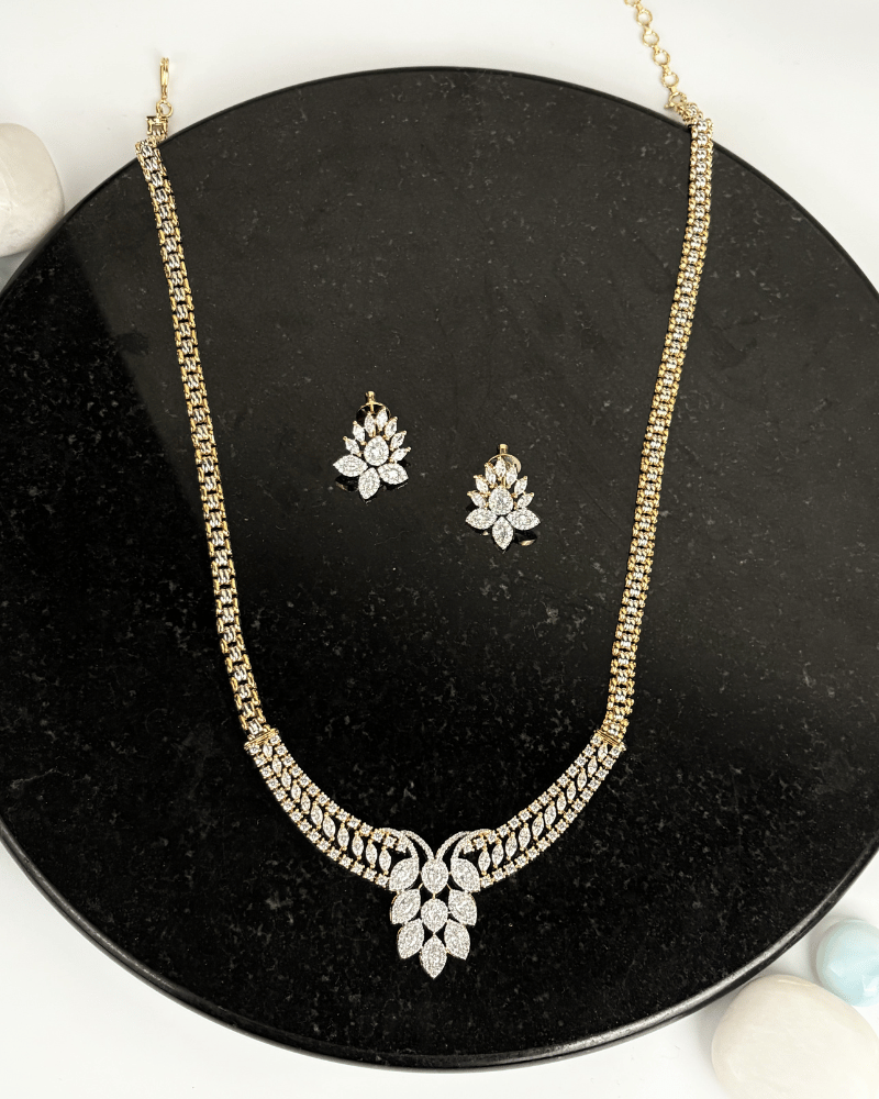 Rivaaz Petal Diamond Mangalsutra
