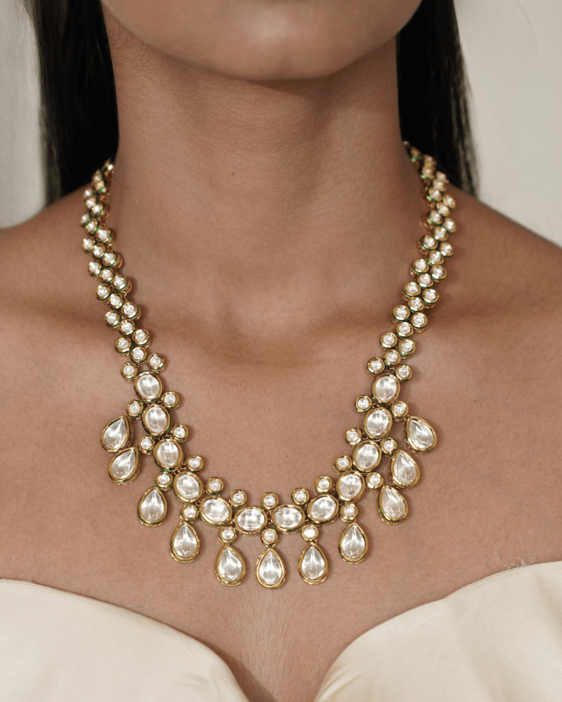 Nazaakat Kundan Teardrop Long Haar