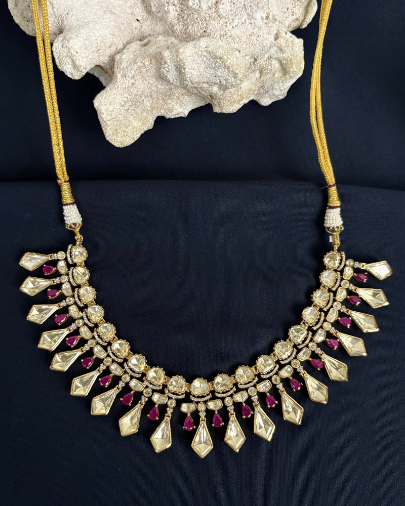 Chandrasara Ruby Crescent Moissanite Haar | Screw Back | 18K Gold Plating