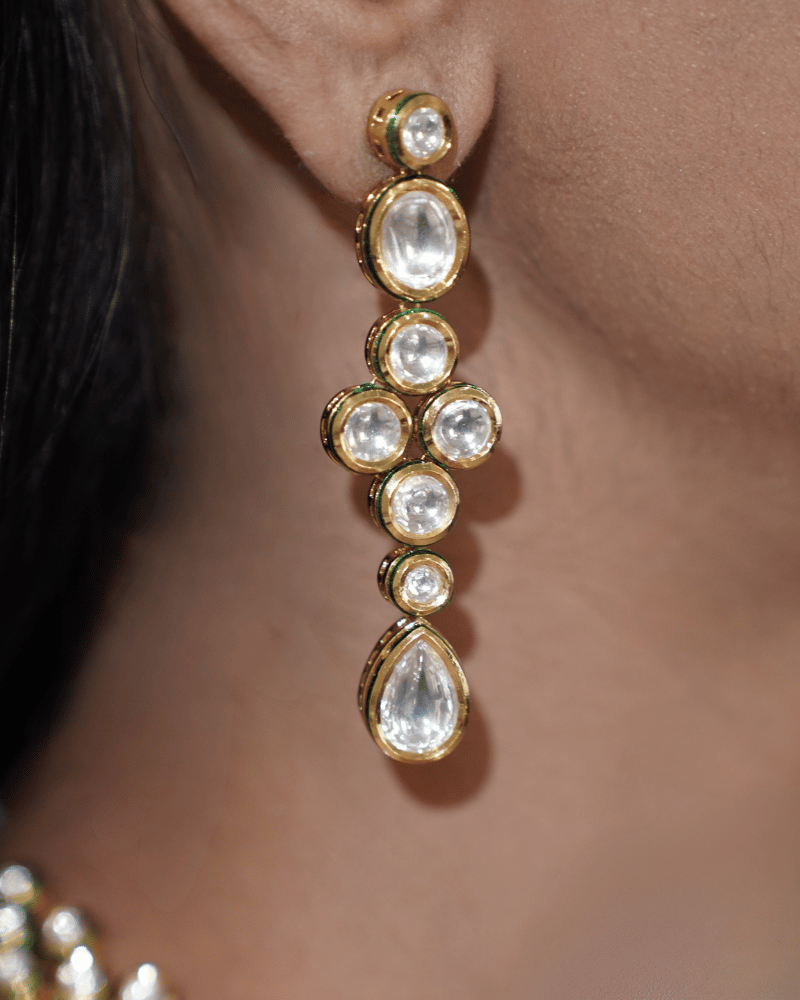 Nazaakat Kundan Teardrop Long Haar