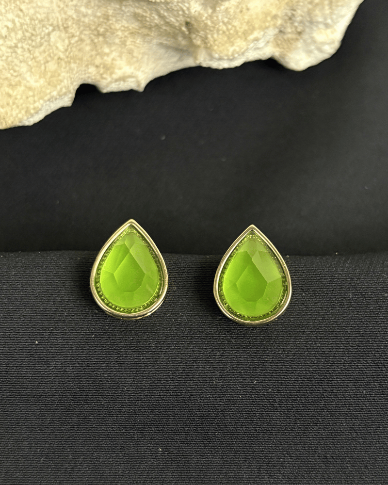 Springleaf Studs