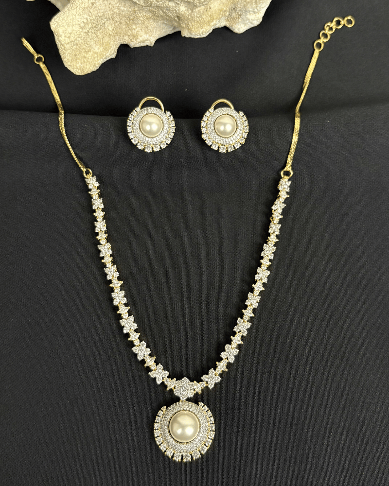 Diamond Sparkline Necklace
