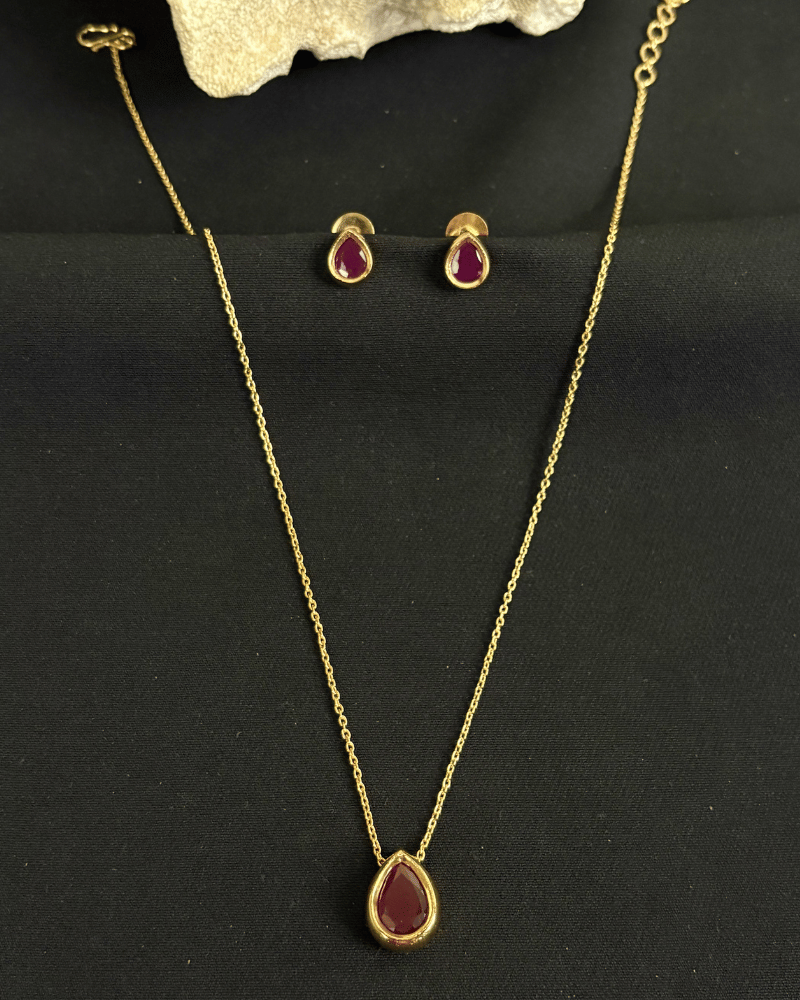 Ruby Teardrop Pendant Set | With Chain