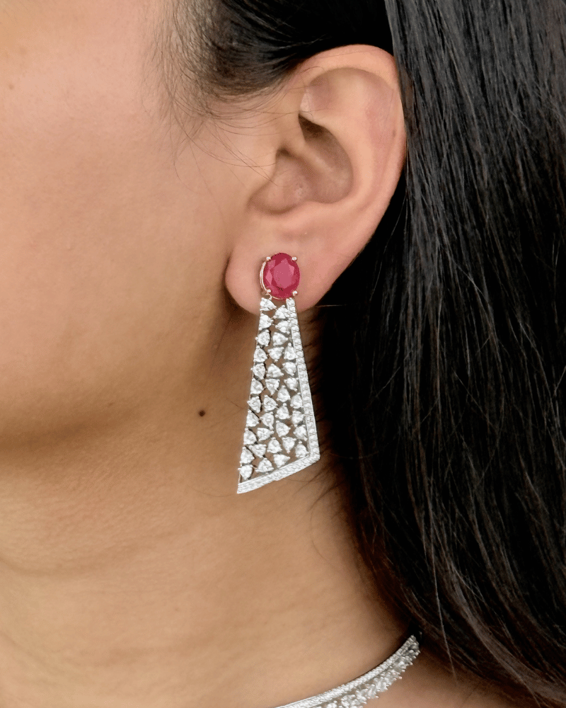 Diamond Ruby Garland Hasli