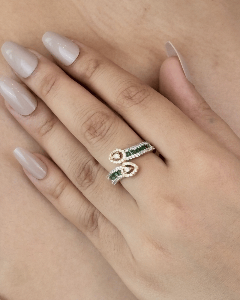 Eira Ruby Diamond Ring