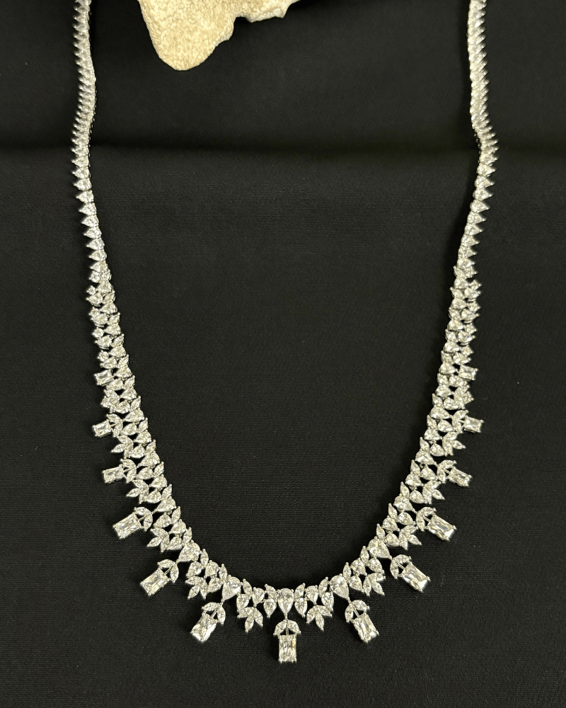 Emerald Cut Crystal Drop Haar | Rhodium Plating