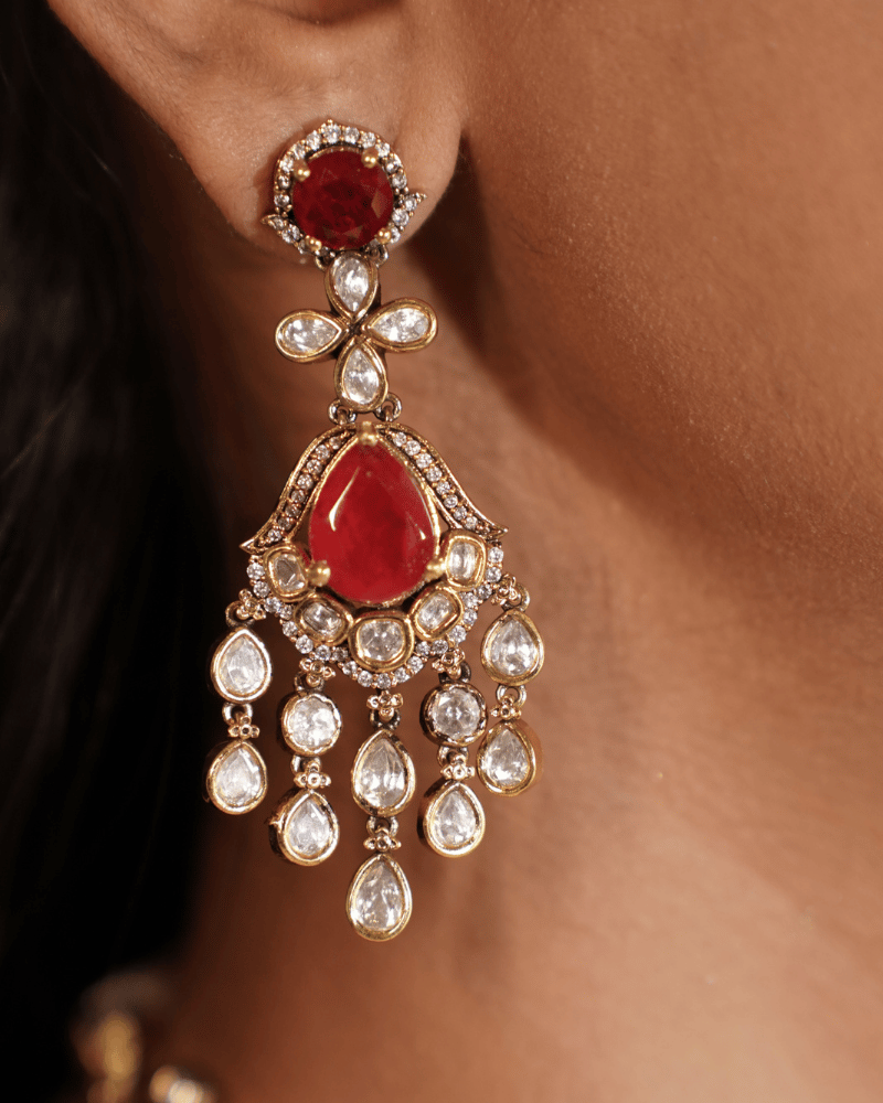 Scarlet Dynasty Three Layer Victorian Polki Haar