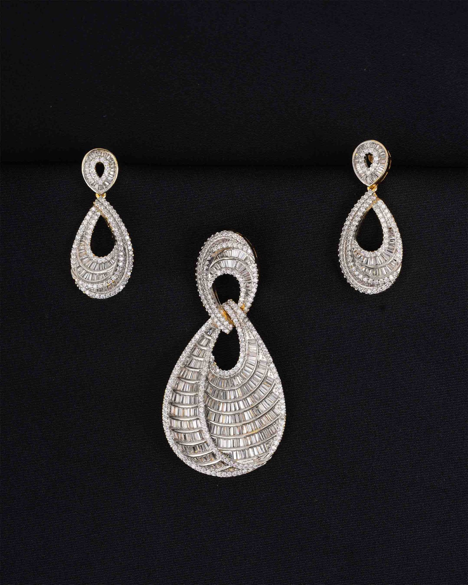 Diamond Swirl Pendant Set | Big Size