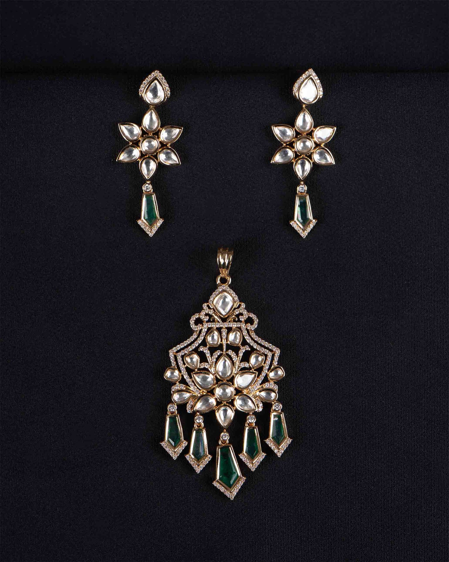 Emerald Teardrop Pendant Set