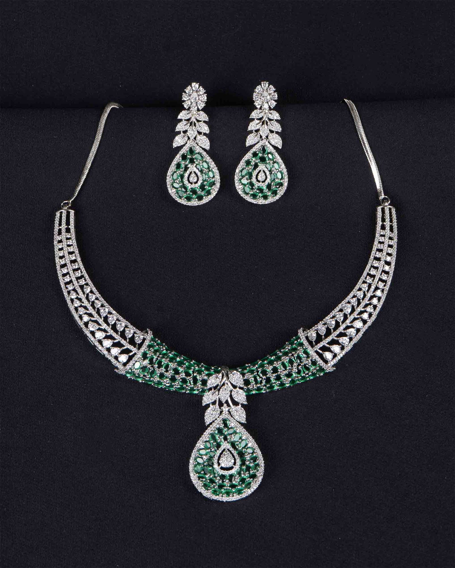 Emerald Diamond Majesty Haar