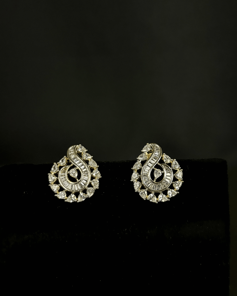 Aarohi Diamond Pendant | Big Size | (Without Chain)