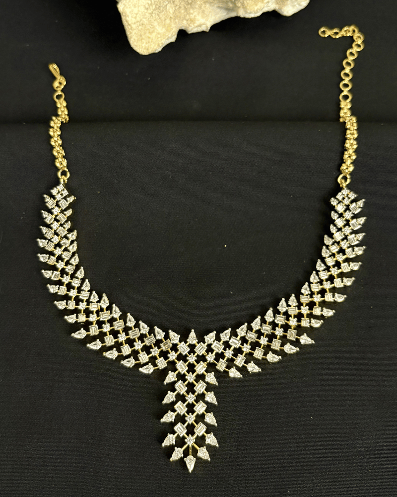 Nyra Crystal Edge Diamond Necklace