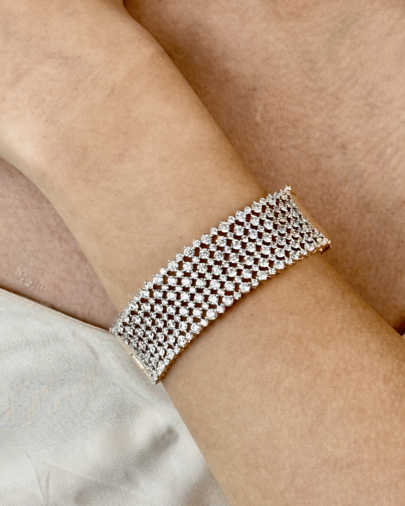 Infinity Spark Diamond Bracelet | Openable