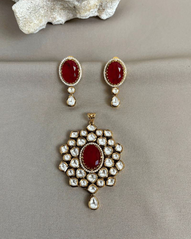 Sindoori Kundan Grace Pendant | Big Size