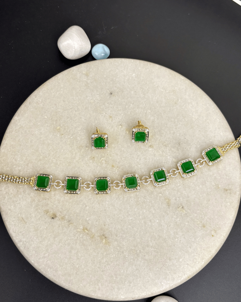 Emerald 7 Frame Diamond Choker