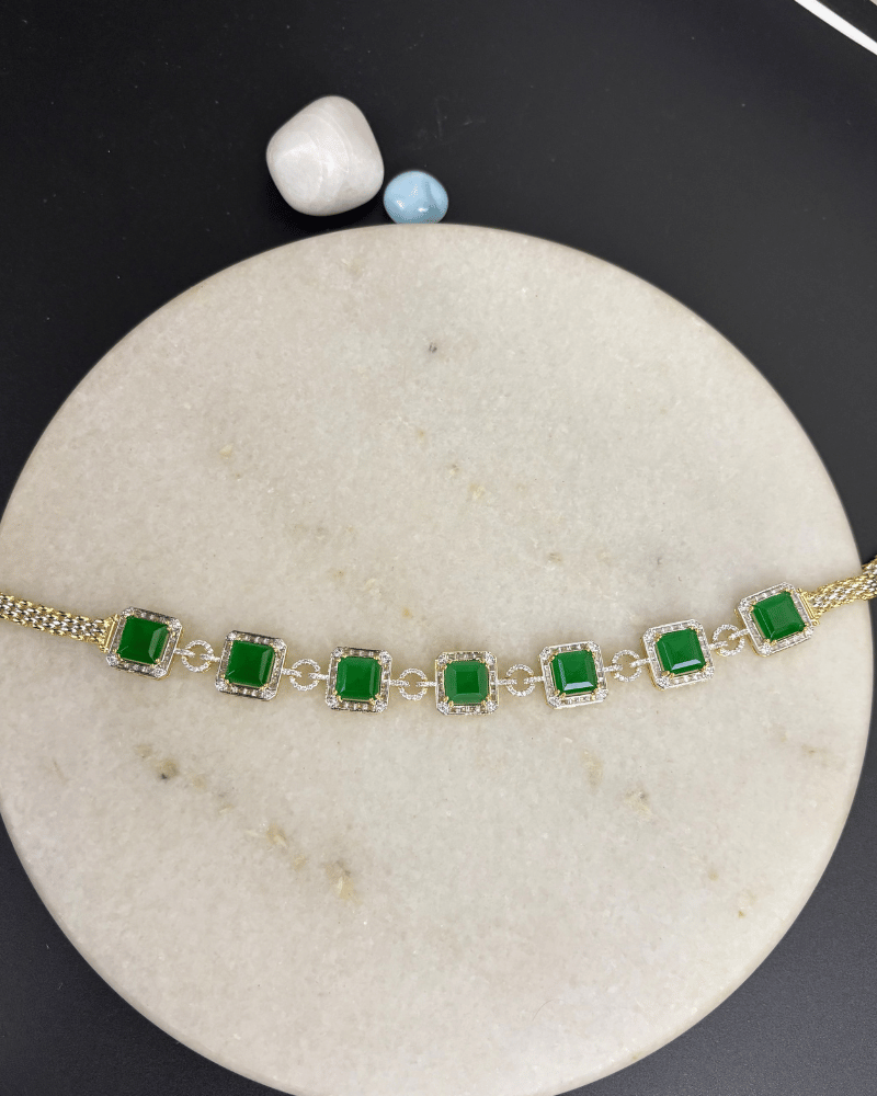 Emerald 7 Frame Diamond Choker