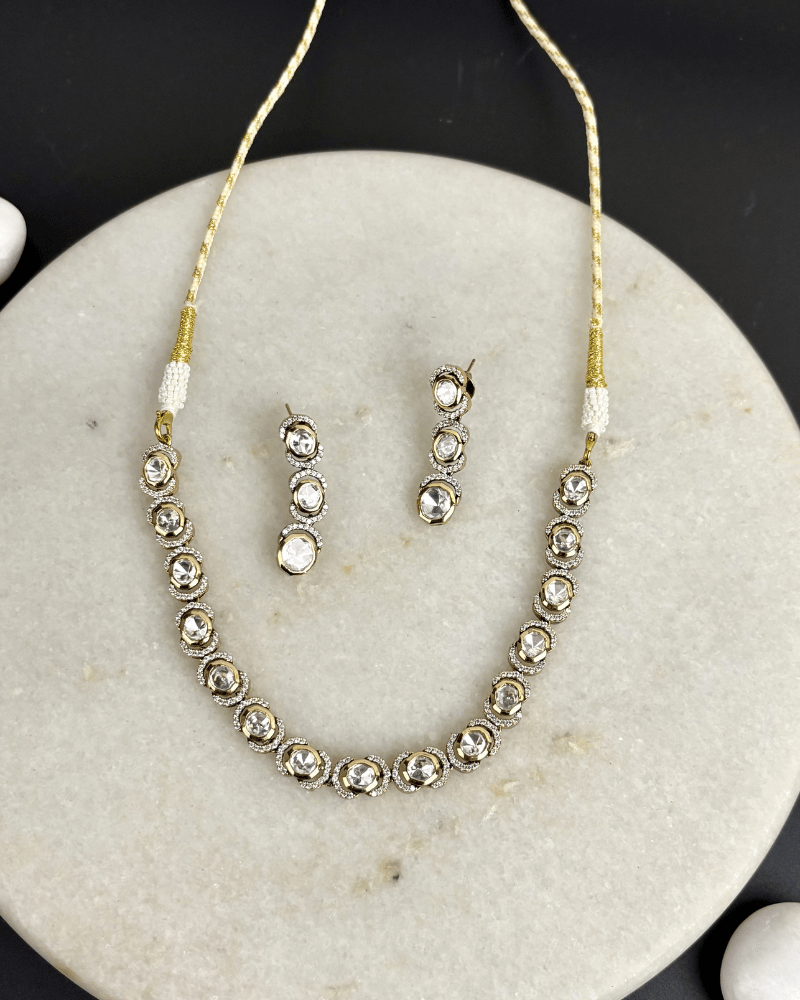 Sama Single Line Victorian Polki Necklace