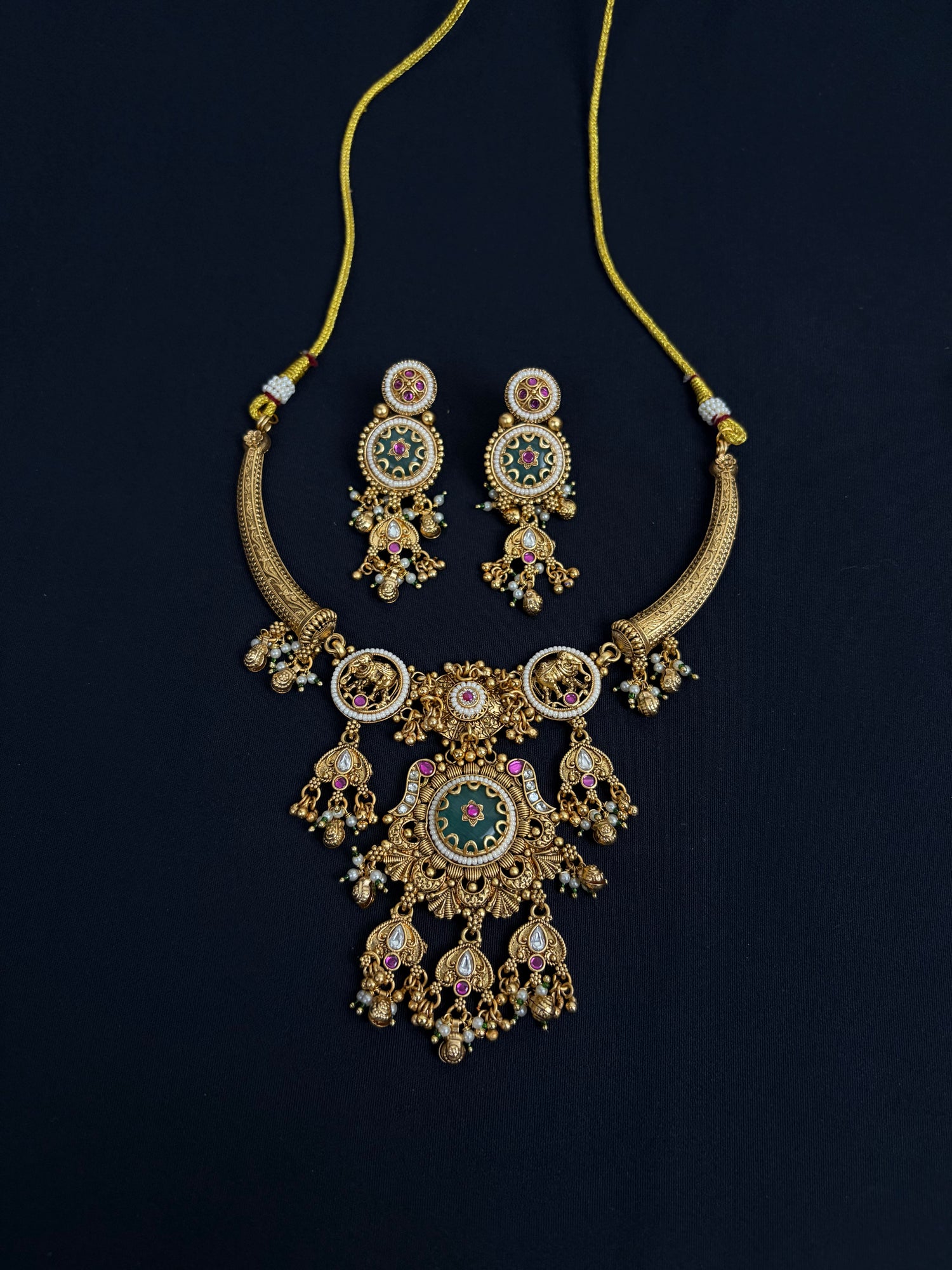 Maharaja Gajraj Rajwada Hasli