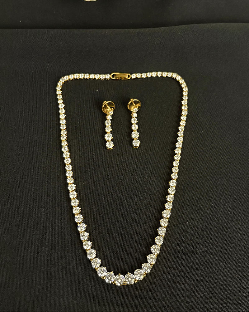 Single Line Solitaire Necklace in Grading | 18K Gold Plating