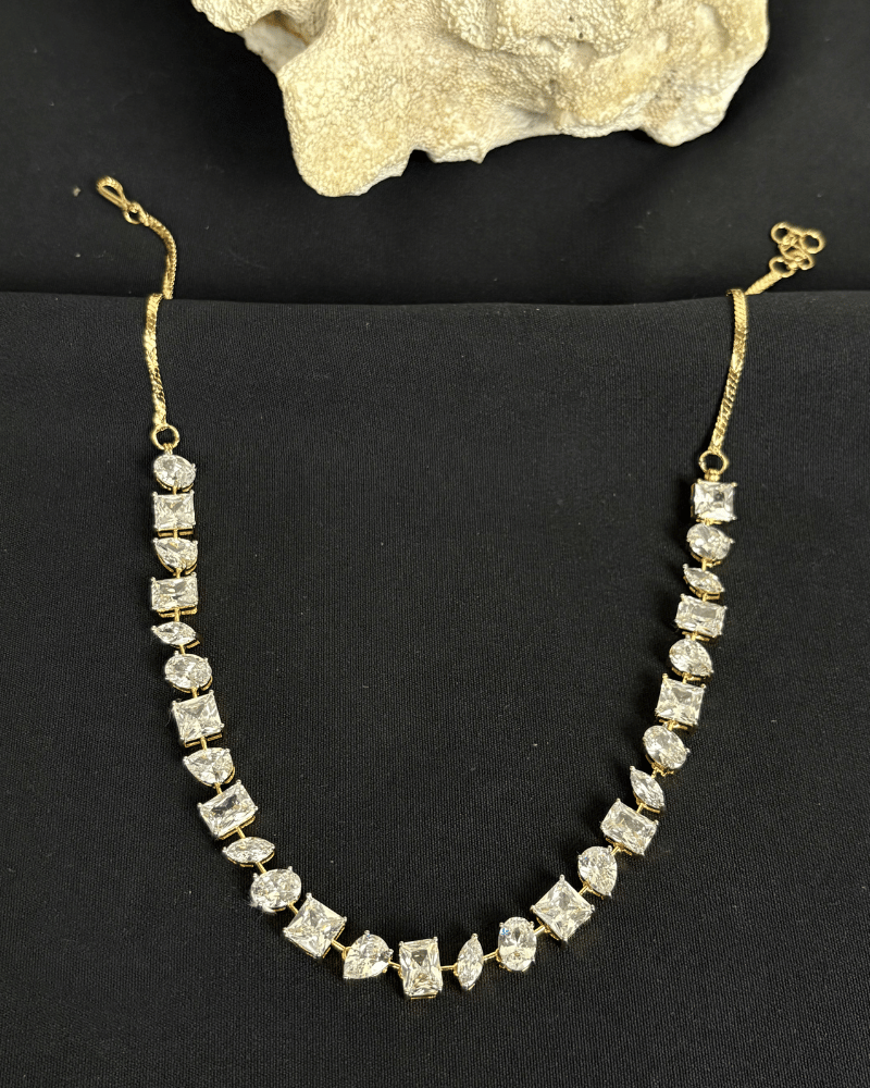 Crystaline Necklace Set