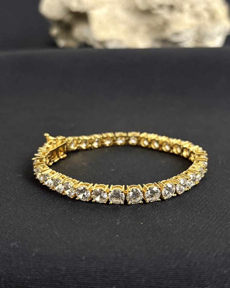 1.5 Pointer Tennis Bracelet | Gold Plaing