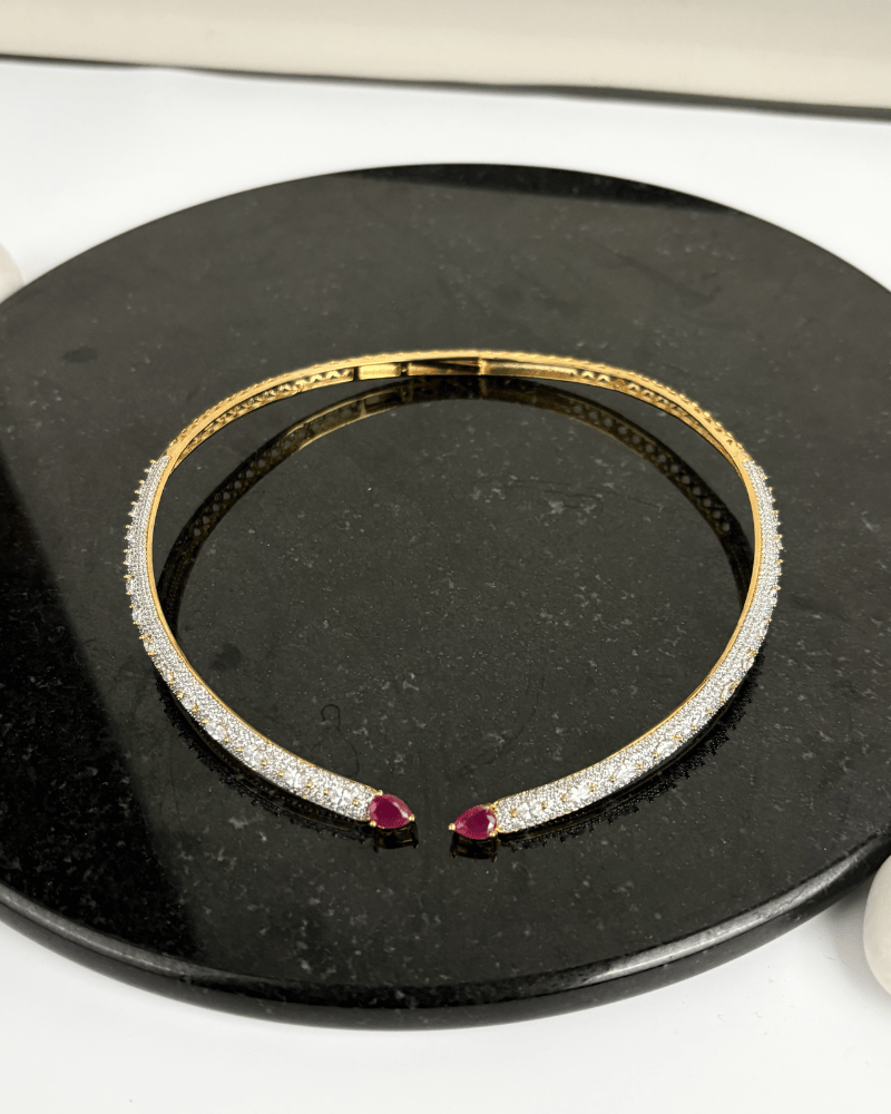Scarlet Edge Diamond Hasli
