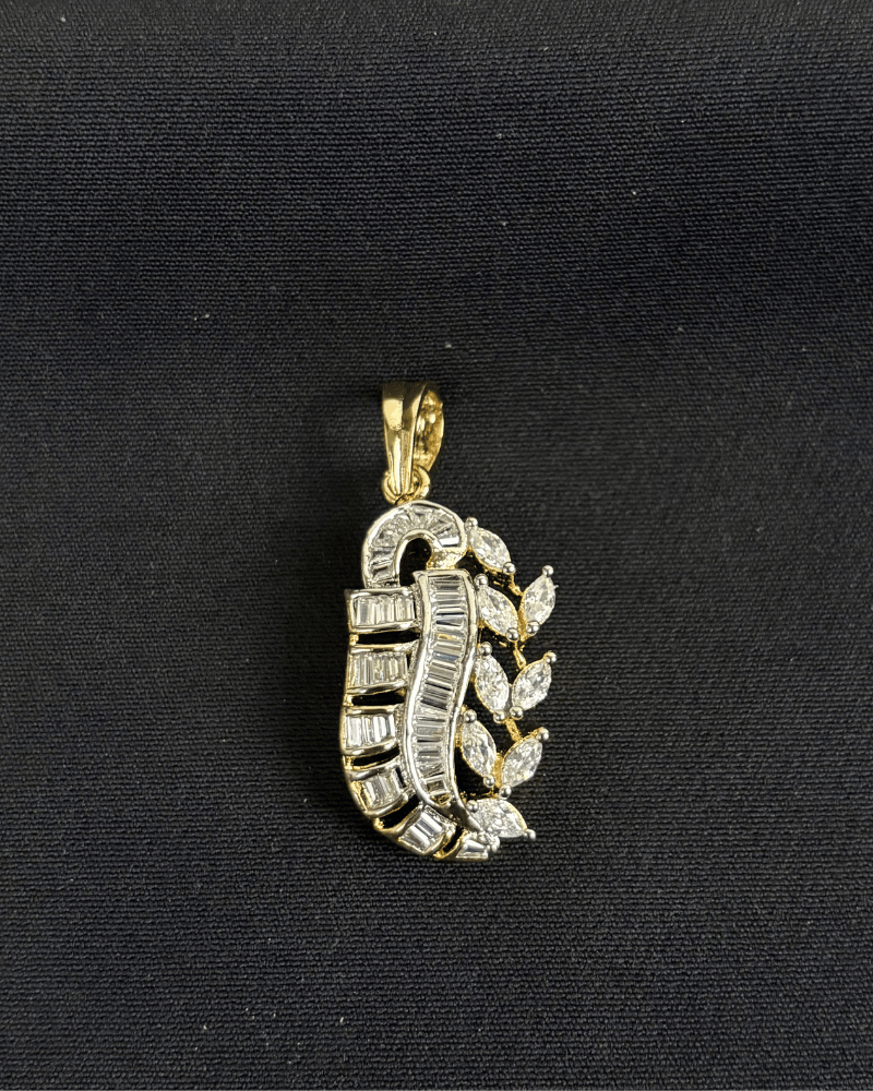 Tiara Diamond Pendant Set | Screw Back