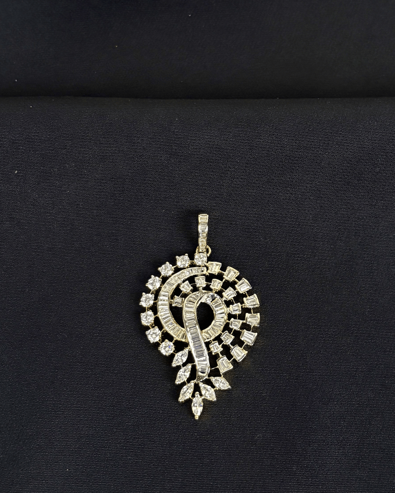 Orlina Diamond Pendant Set | Screw Back